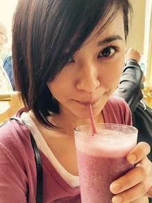 国产喝尿吞精在线观看